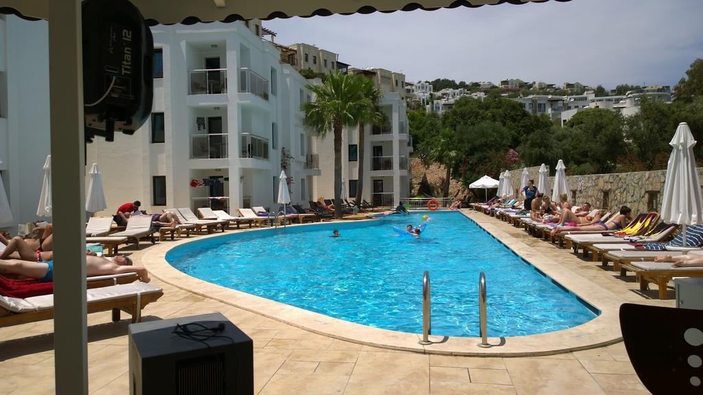 Costa Queen Suites Gümbet Exteriör bild