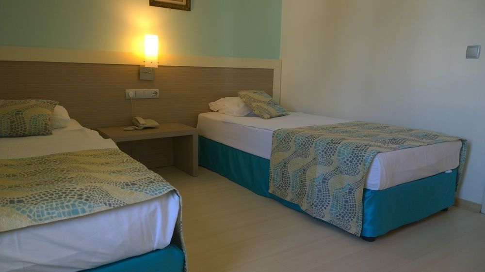 Costa Queen Suites Gümbet Exteriör bild