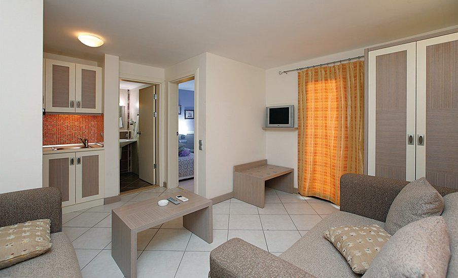 Costa Queen Suites Gümbet Exteriör bild