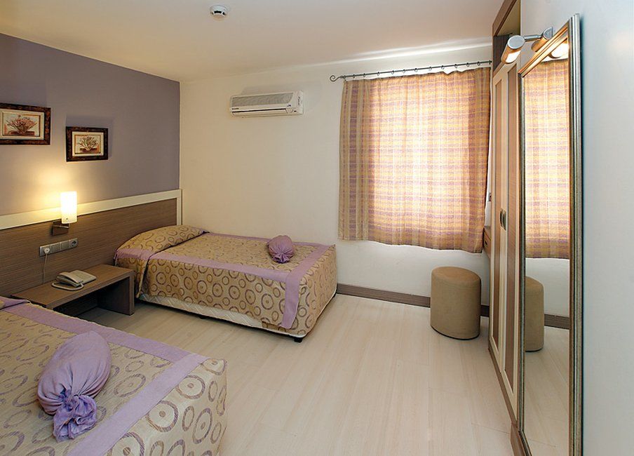 Costa Queen Suites Gümbet Exteriör bild