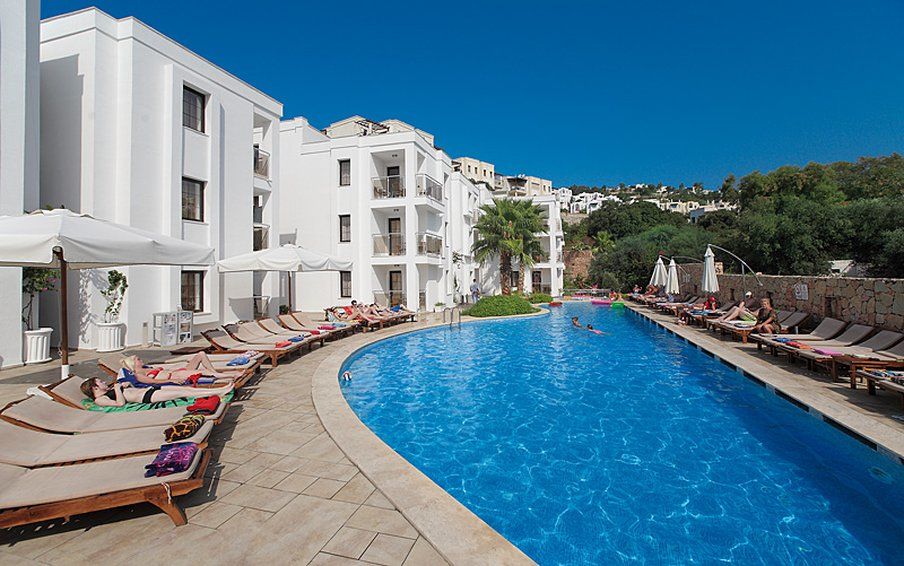 Costa Queen Suites Gümbet Exteriör bild