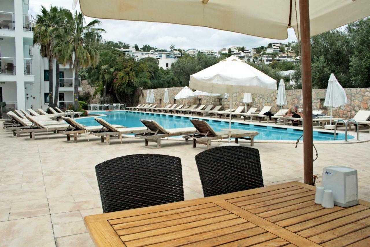 Costa Queen Suites Gümbet Exteriör bild