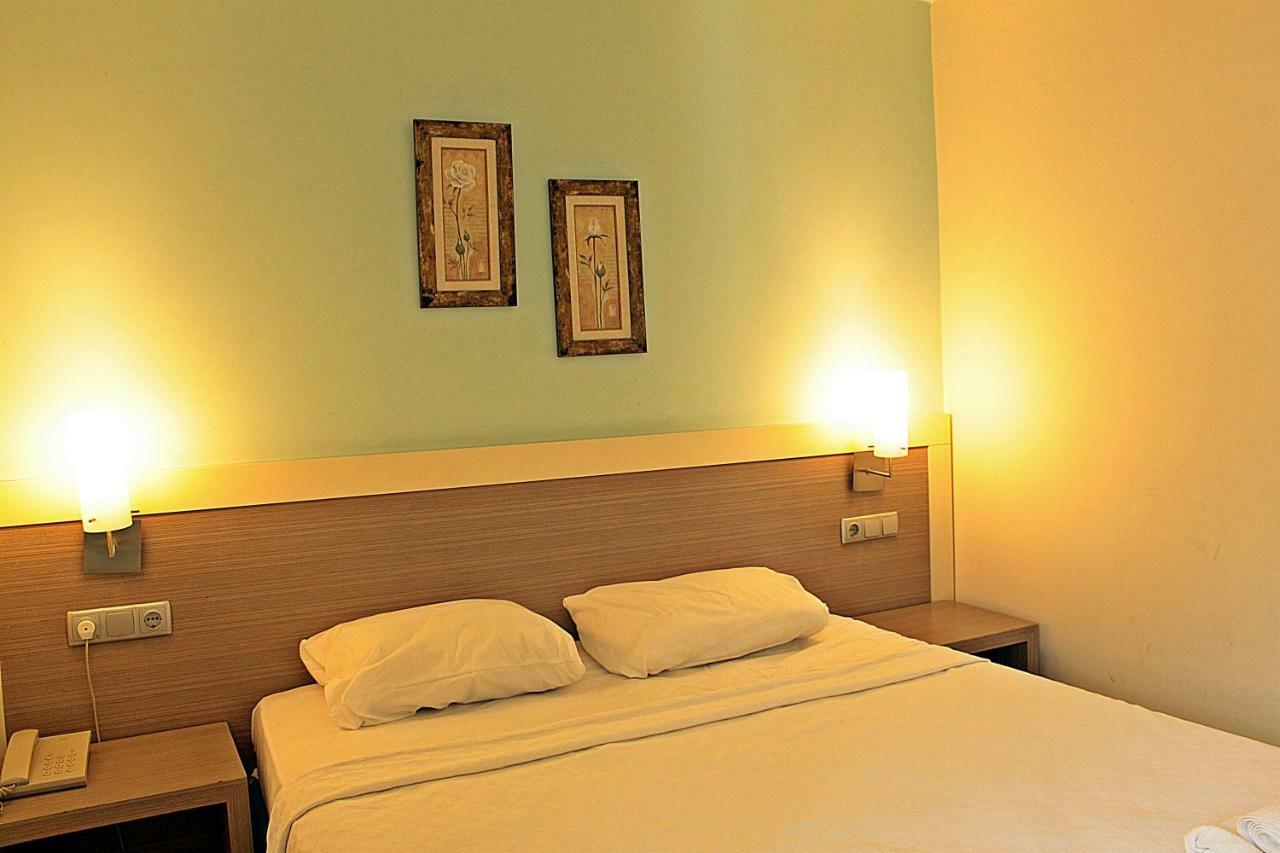 Costa Queen Suites Gümbet Exteriör bild